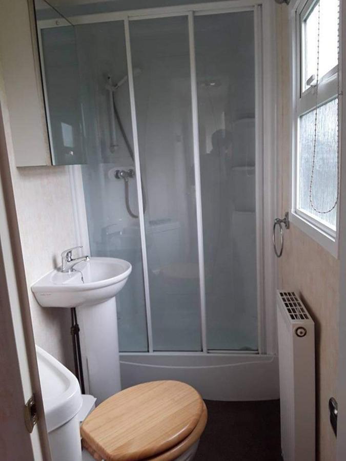 Rhosfeillion Static Caravan Apartment Llangefni Luaran gambar