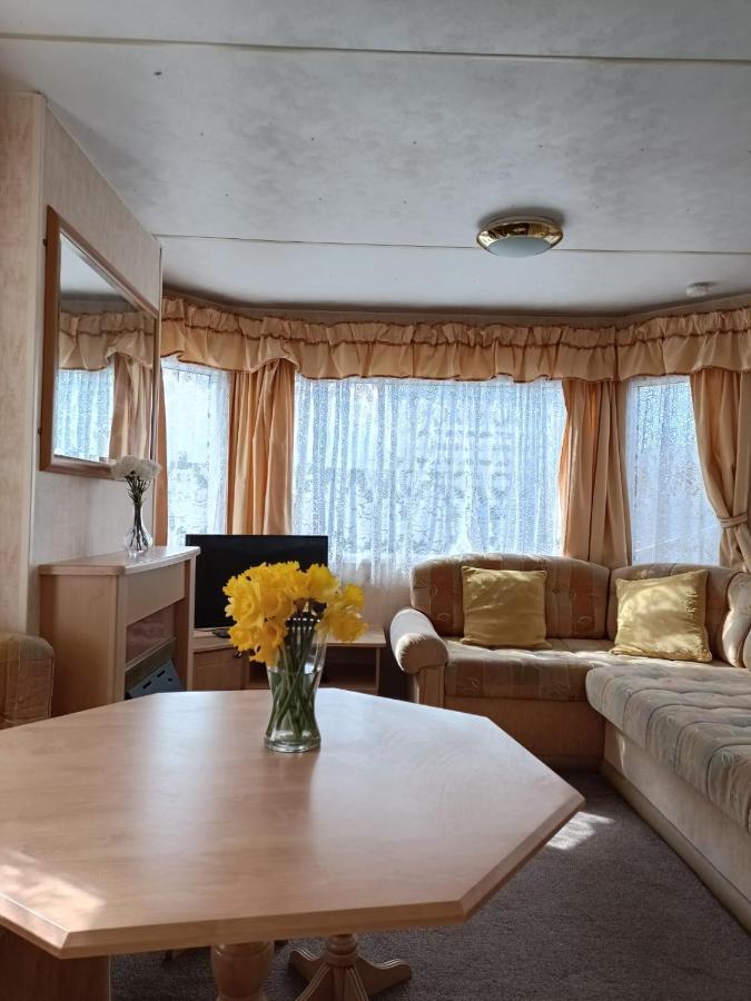 Rhosfeillion Static Caravan Apartment Llangefni Luaran gambar