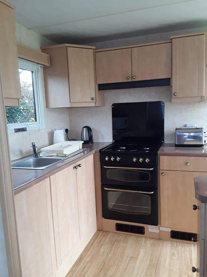 Rhosfeillion Static Caravan Apartment Llangefni Luaran gambar